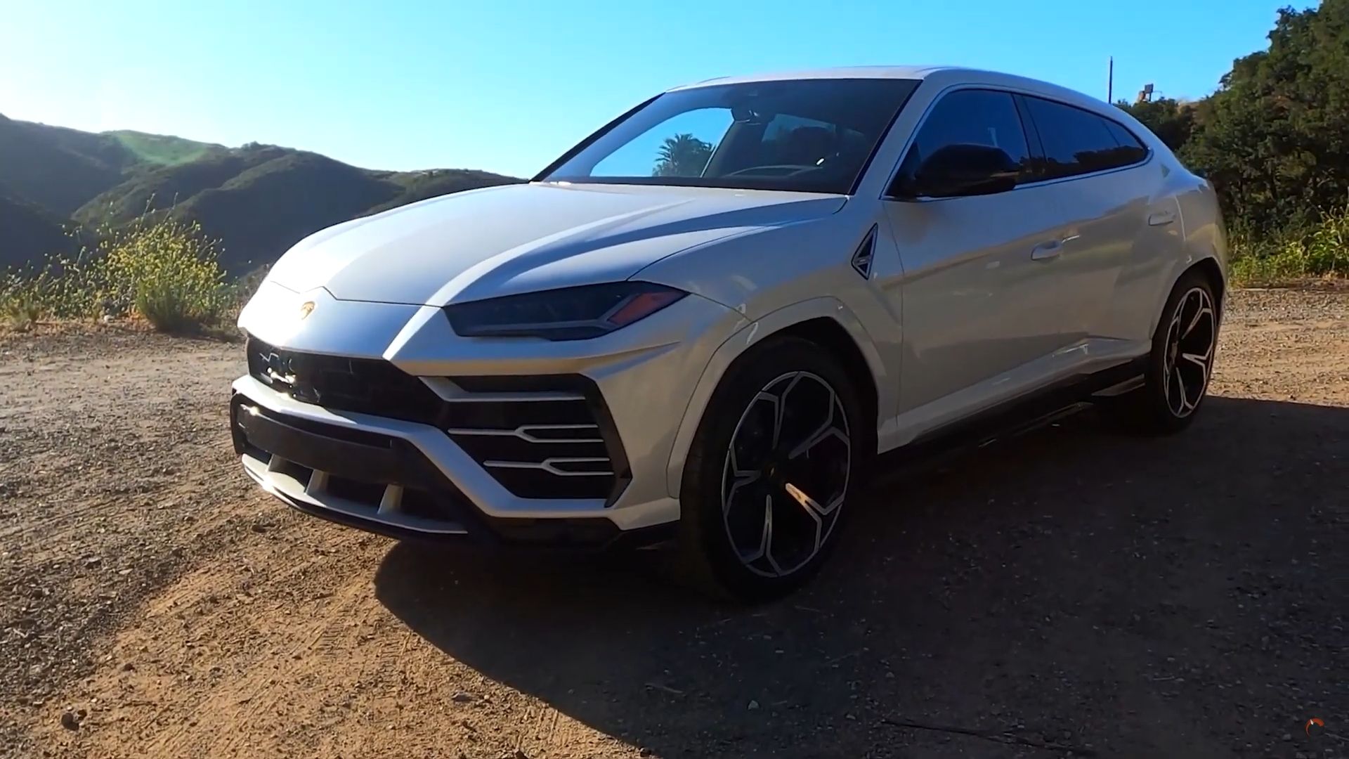 HotCars Urus Review Front Quarter Urus View
