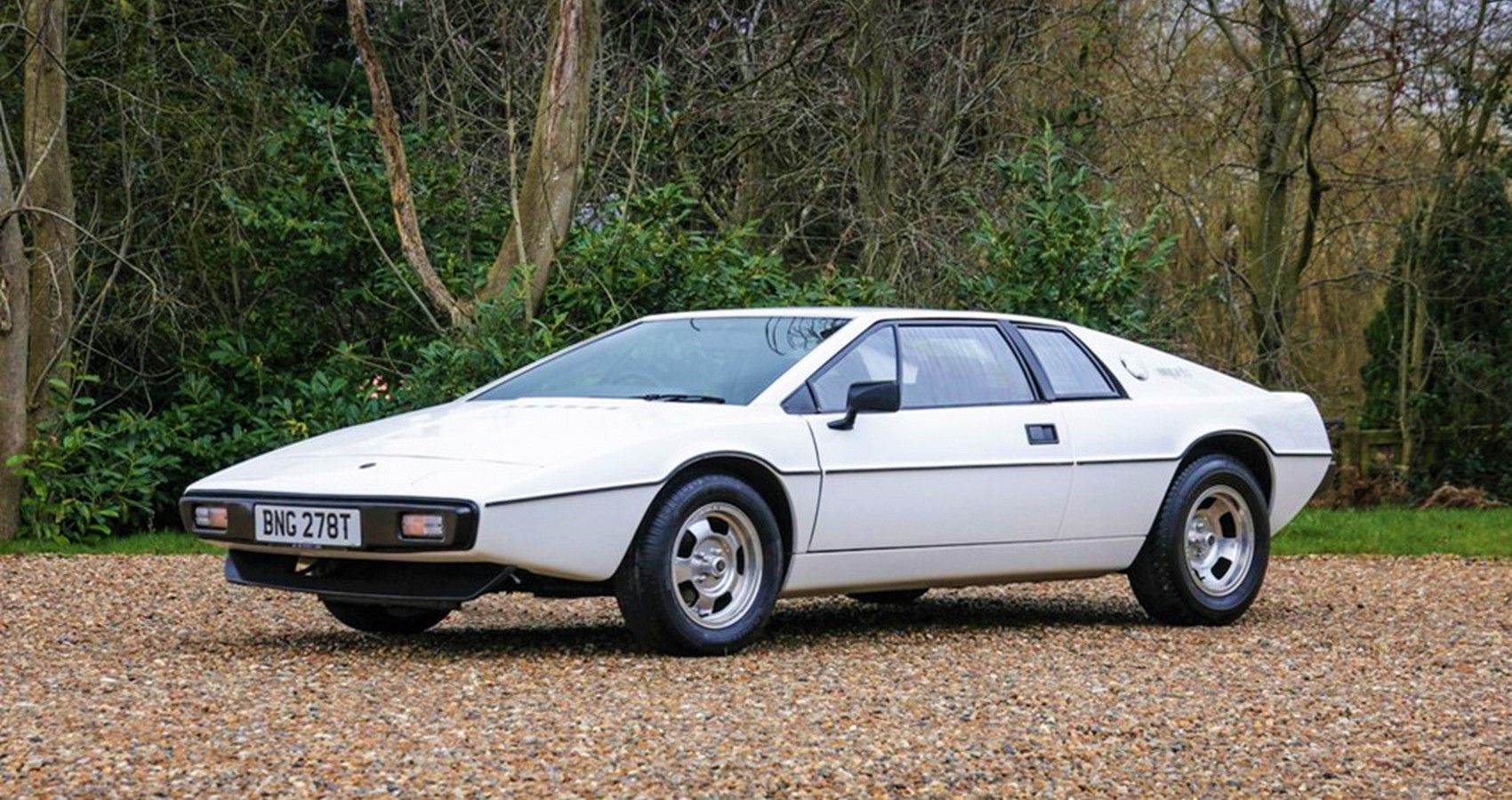 These Are 10 Of The Most Gorgeous Sports Cars From The 1970s