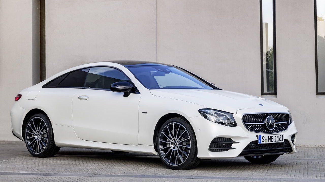 Mercedes-Benz Classe E Coupé - Quarto Frontal