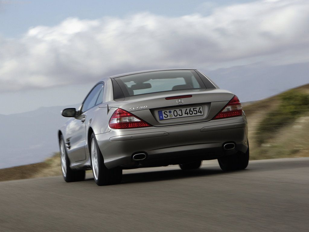 This Is What A 2007 Mercedes-Benz SL500 Is Worth Today