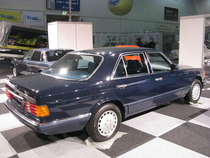 Mercedes-Benz 300 SE W126 