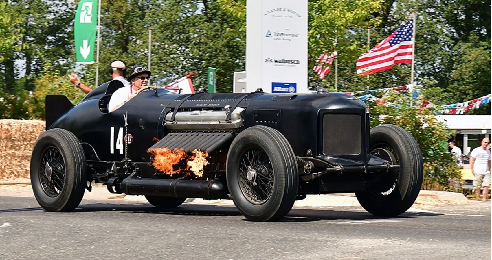 Packard-Bentley - Front