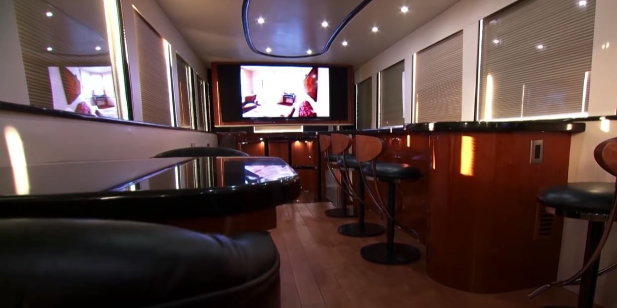 Simon Cowell RV