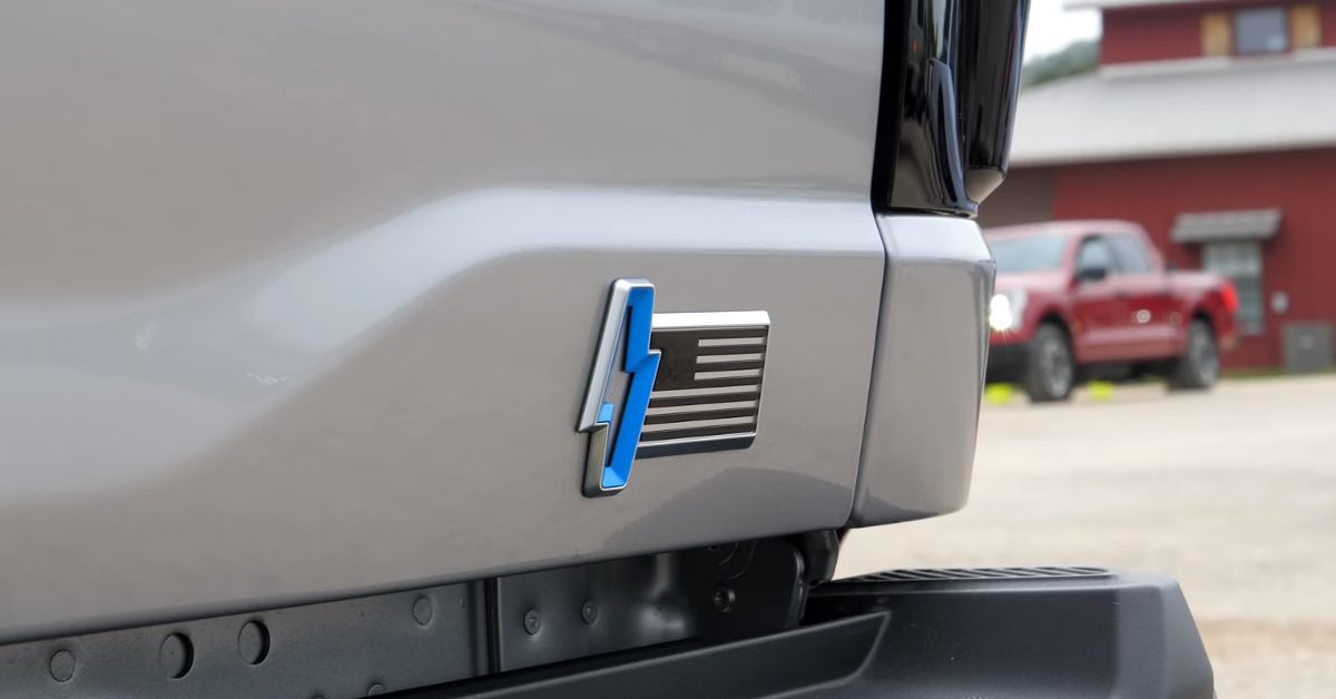 The Fast Lane Truck Ford F150 Lightning Silver with lightning logo
