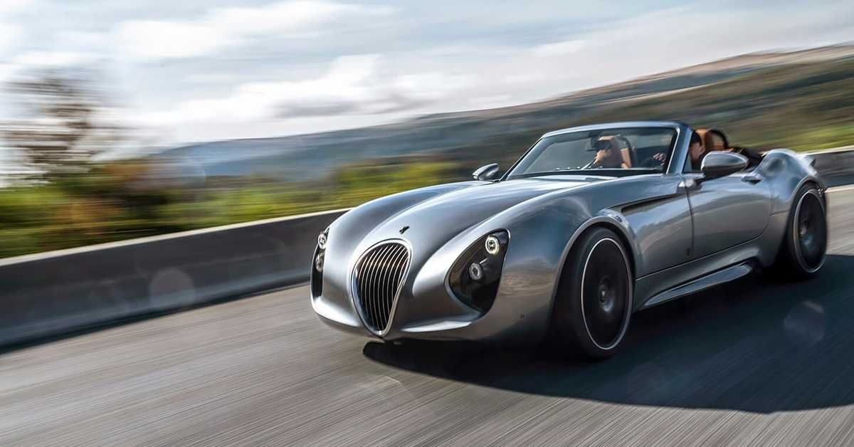 Wiesmann Project Thunderball driving down the road
