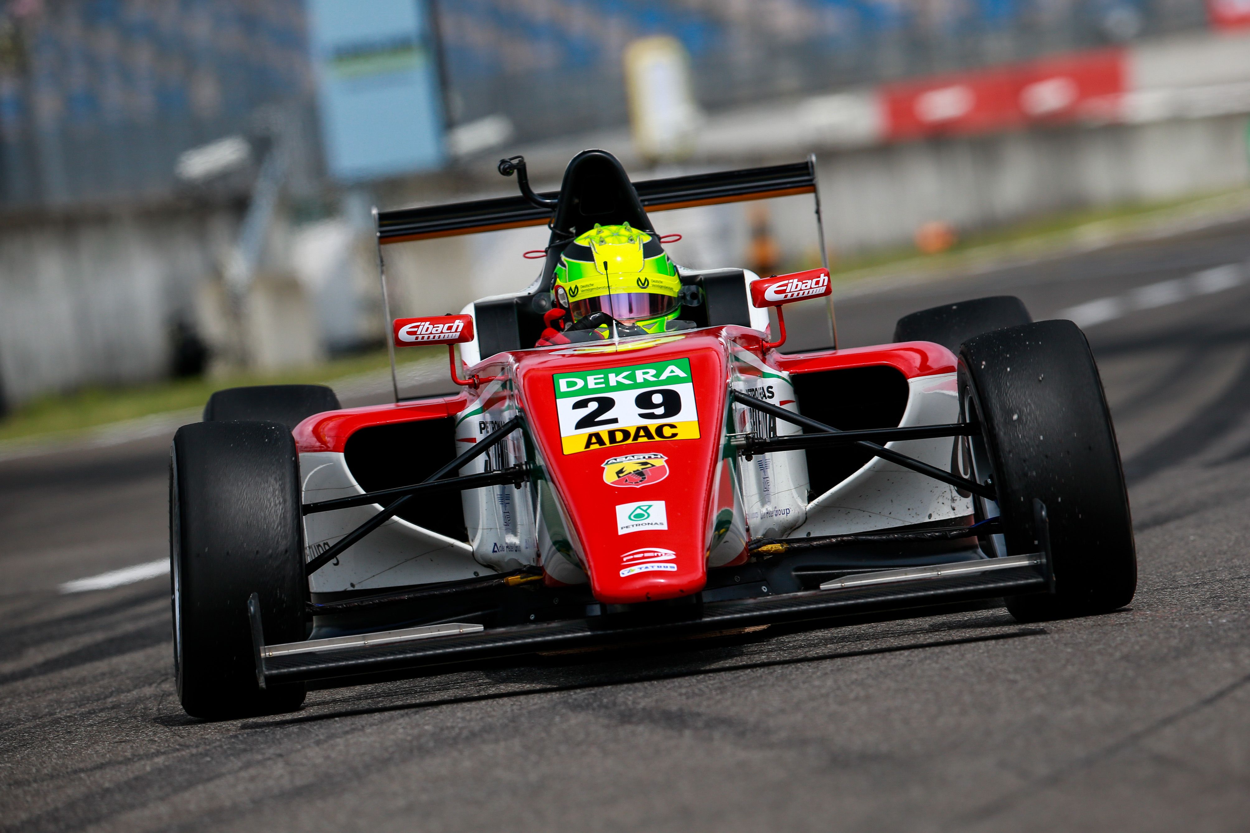 adac_f4_mick_s_qualifying
