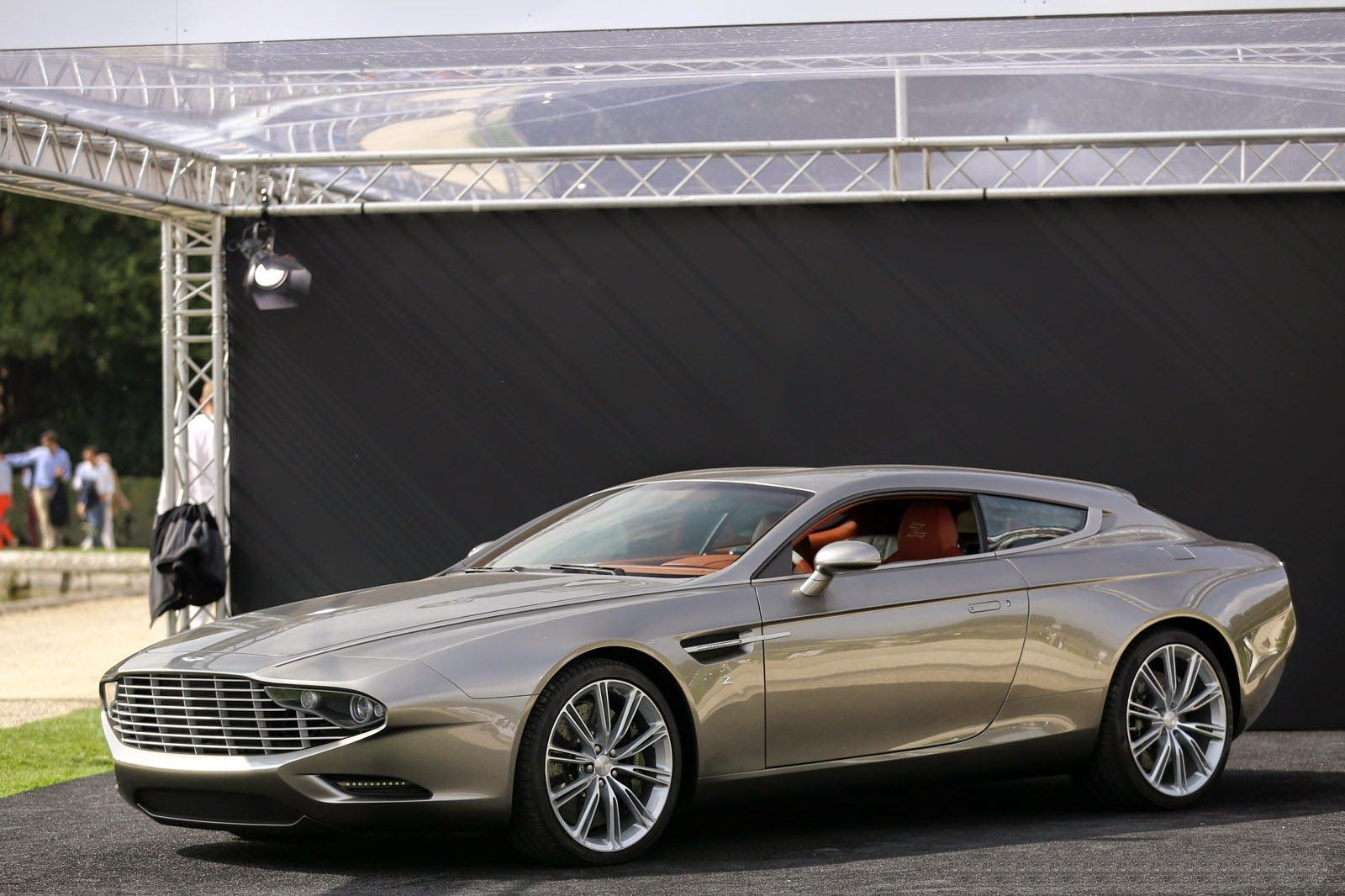 Aston Martin Virage