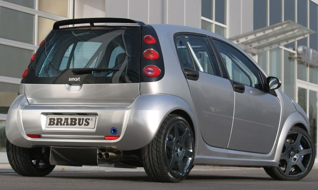 10 Reasons Why Every Gearhead Should Drive A Smart Brabus Forfour