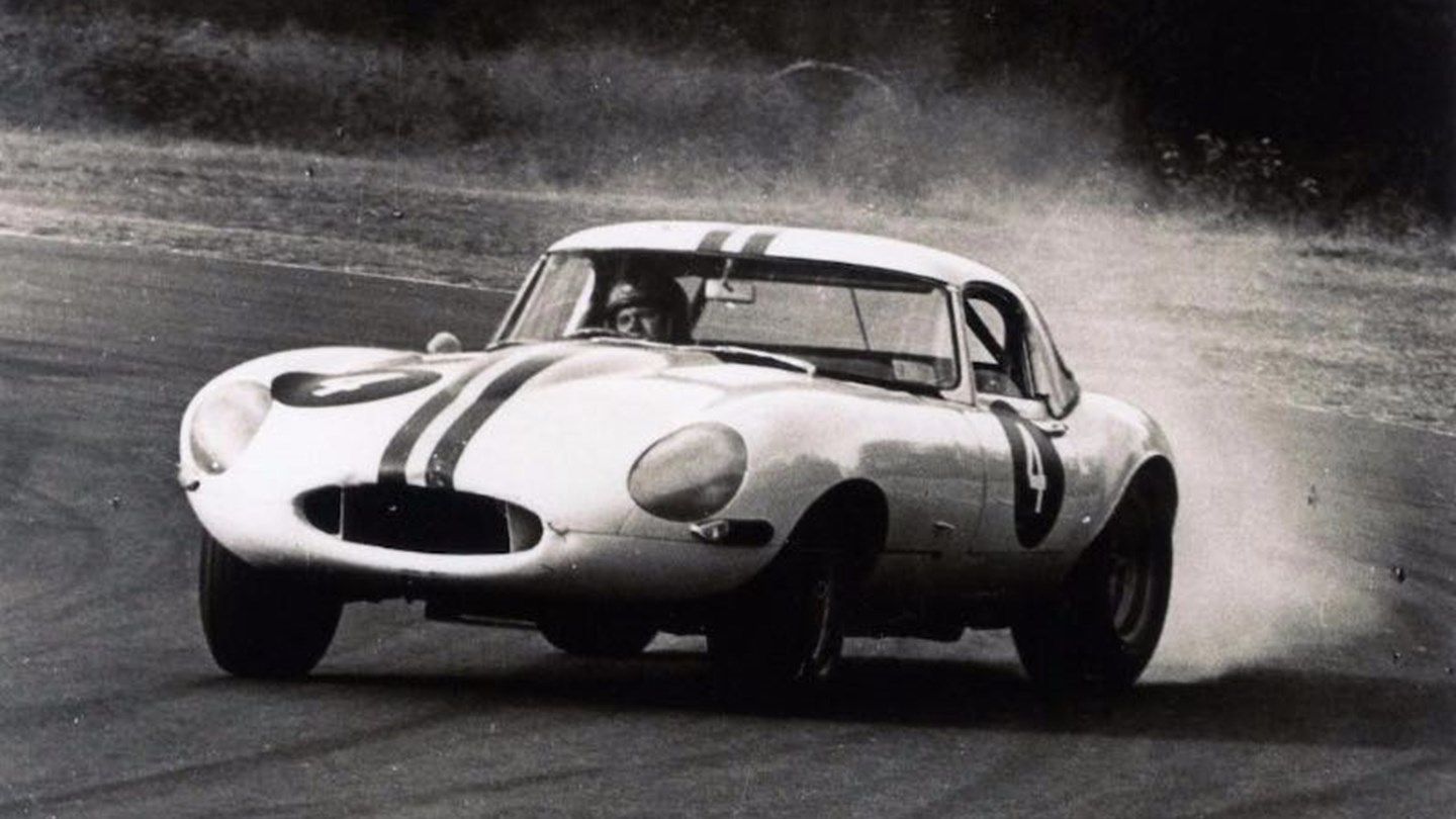 jaguar-e-type-racing