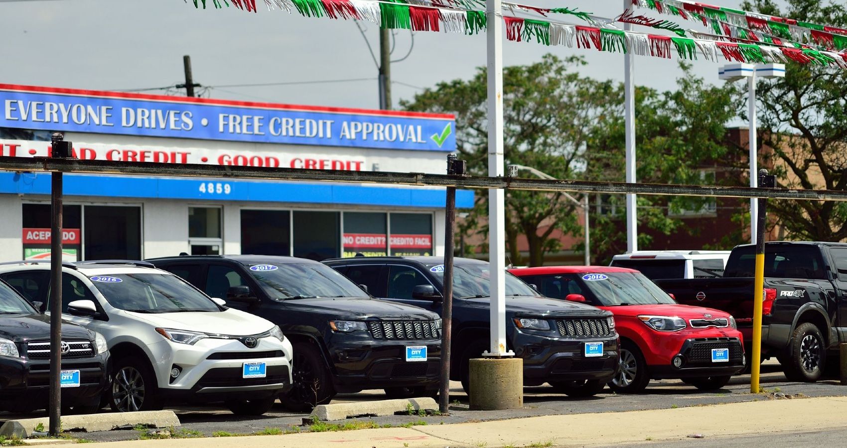 Here's Why We'll Now See Prices Drop On The Used Car Market