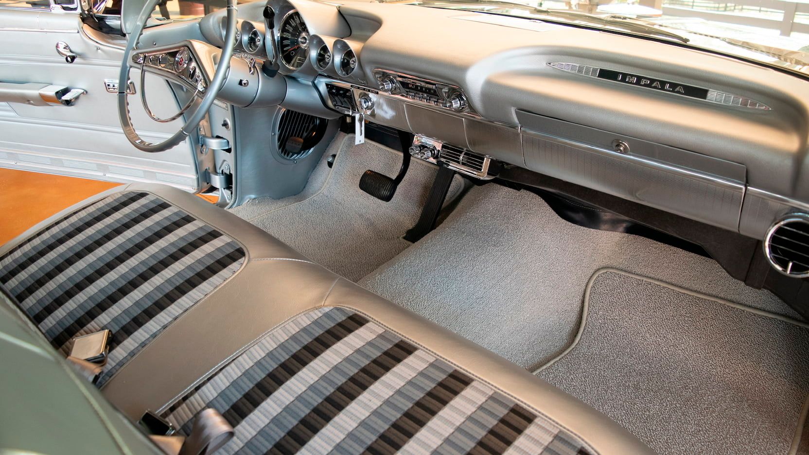 1959 Impala, interior view on passenger's side