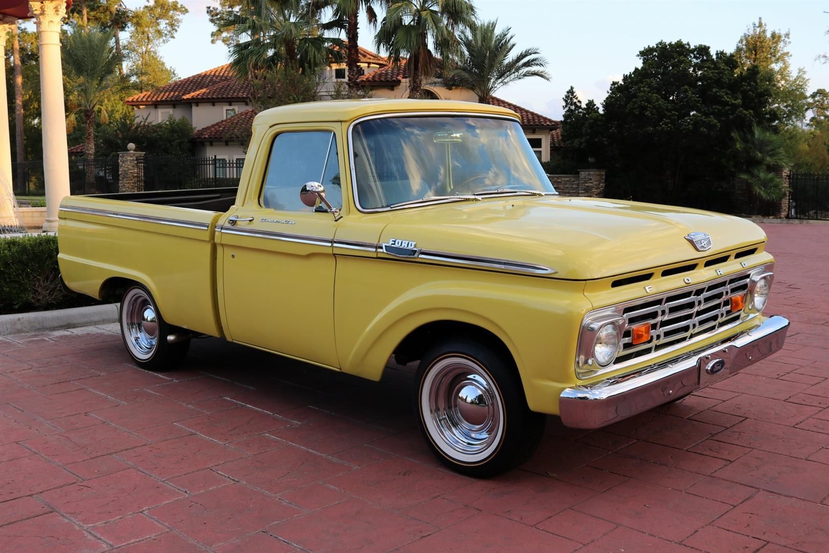 1964 Ford F-100 Left