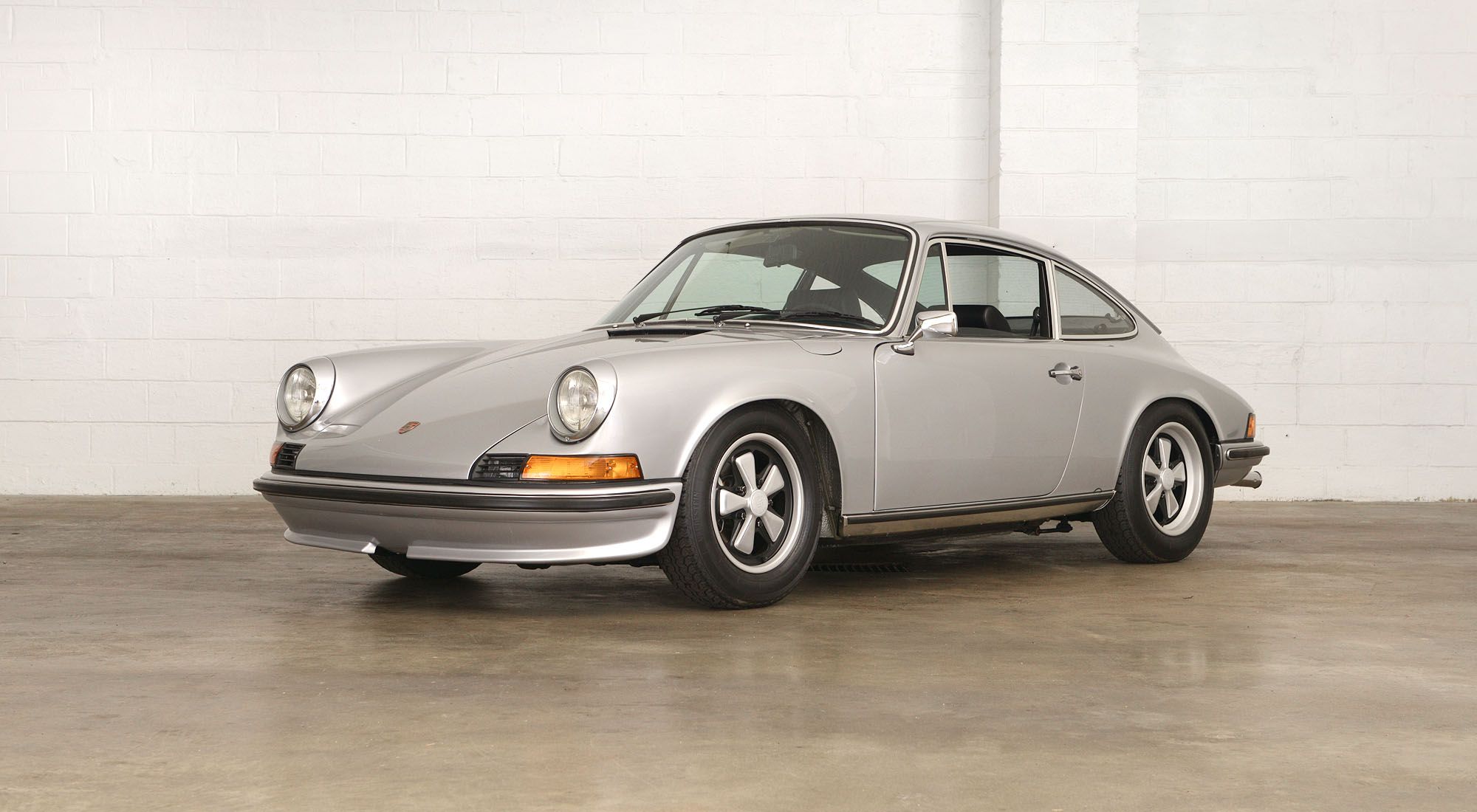Famous Movie Car Why We Love The 1973 Porsche 911 S From Top Gun