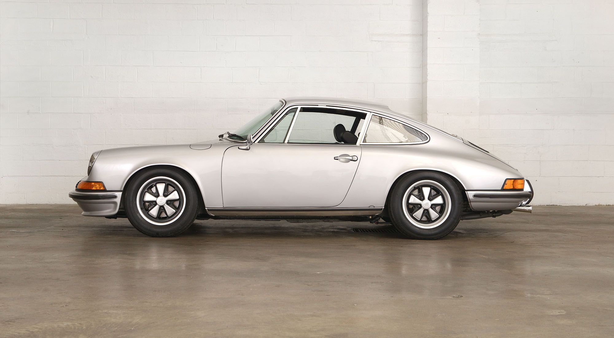 Famous Movie Car Why We Love The 1973 Porsche 911 S From Top Gun