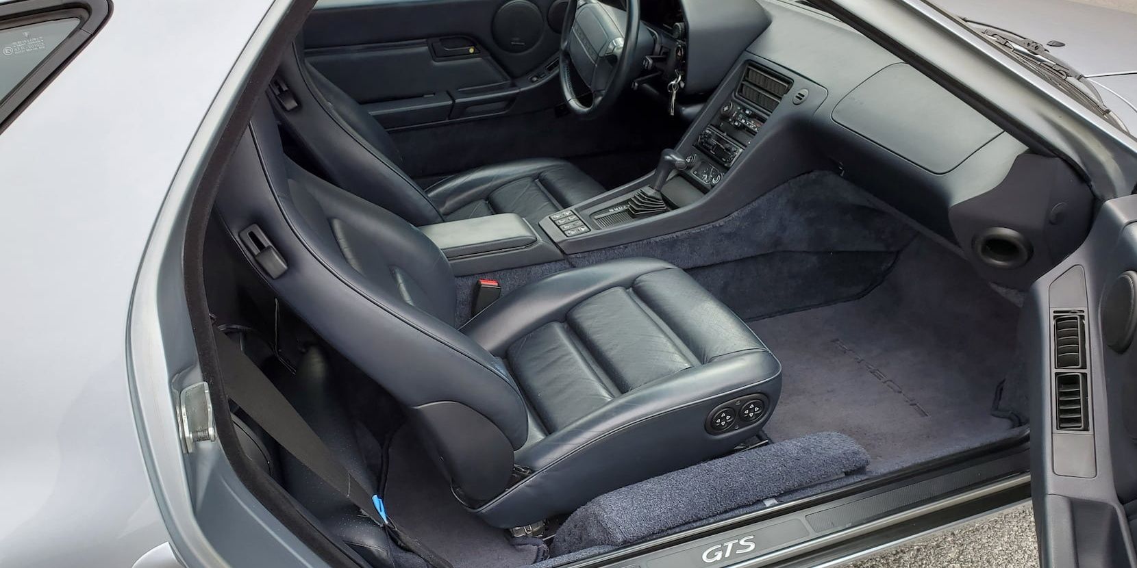 8 Reasons Why We Love The Porsche 928 (2 Reasons Why We