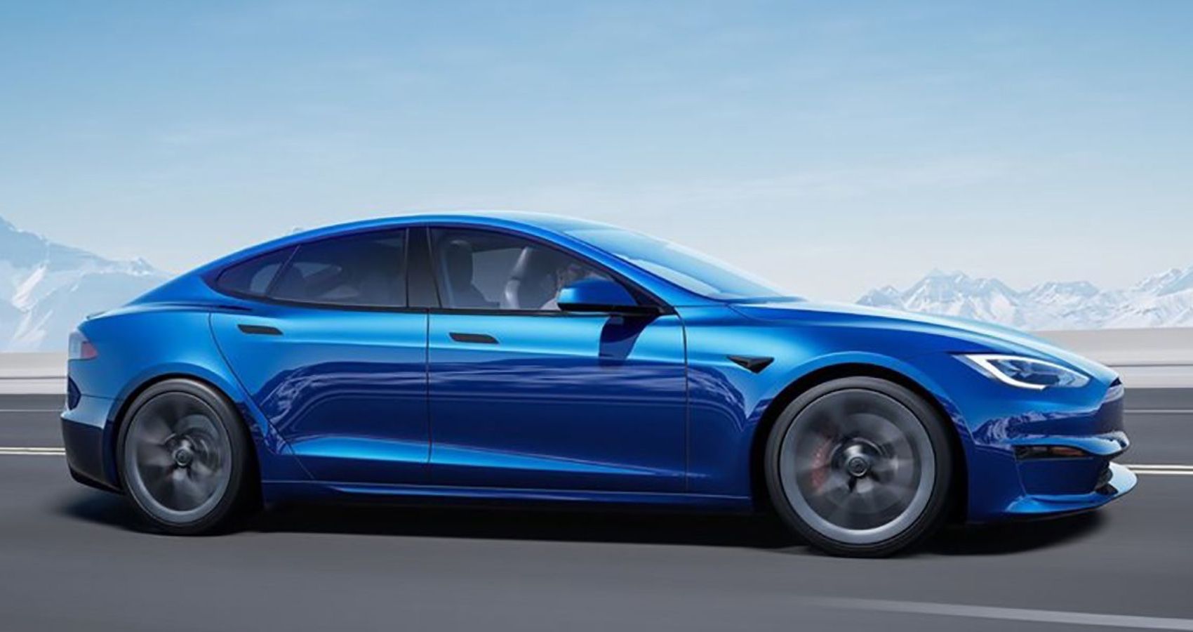 2022 Tesla Model S Plaid side view blue