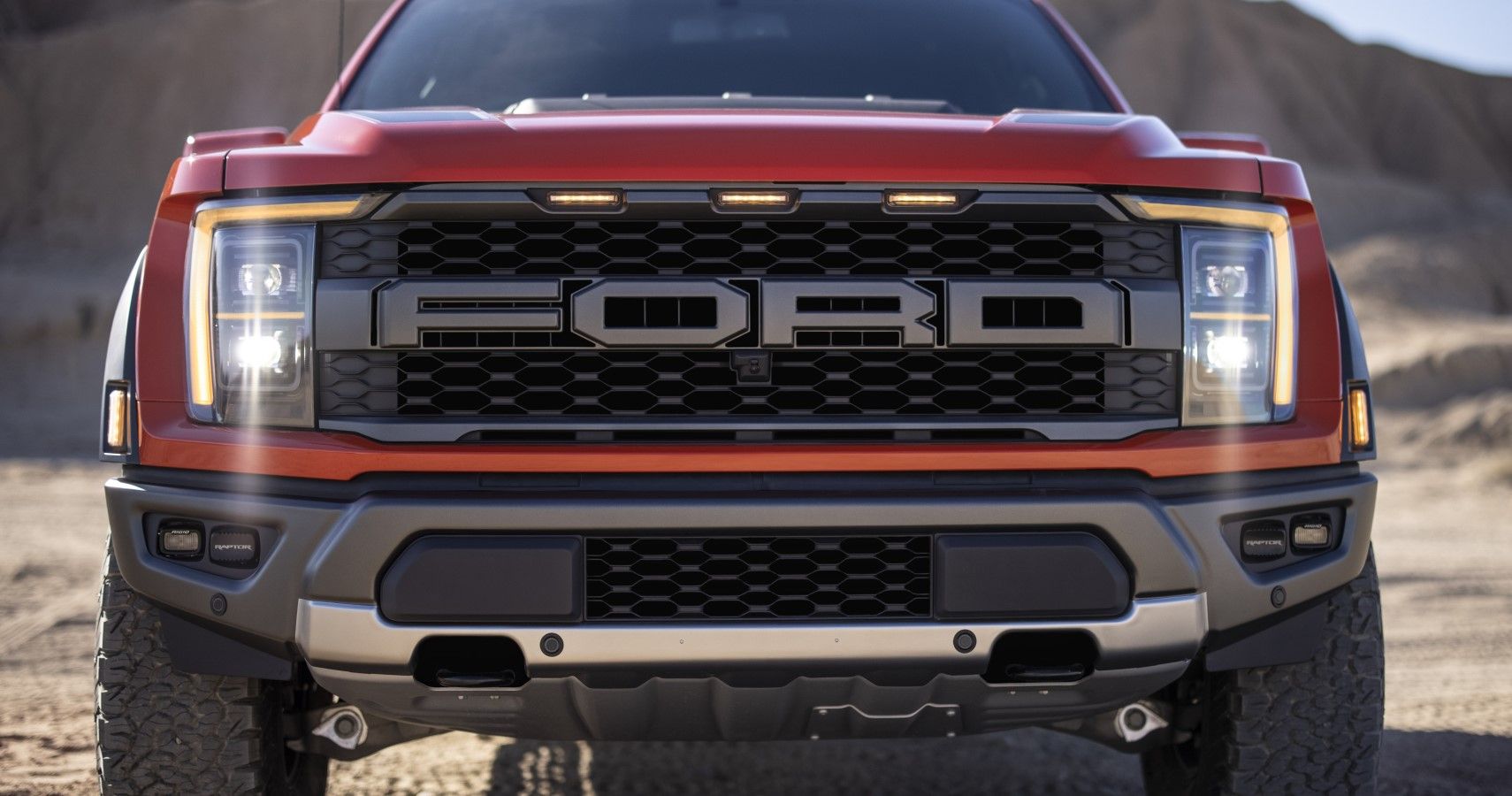 2023 Ford F-150 Raptor R front fascia view