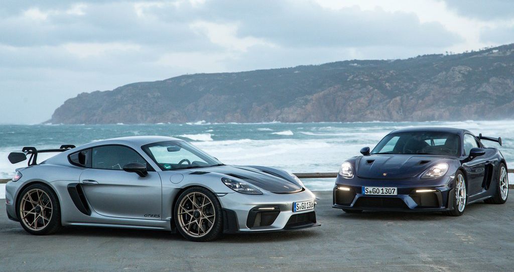 2022-porsche-718-cayman-gt4-rs-front-and-side