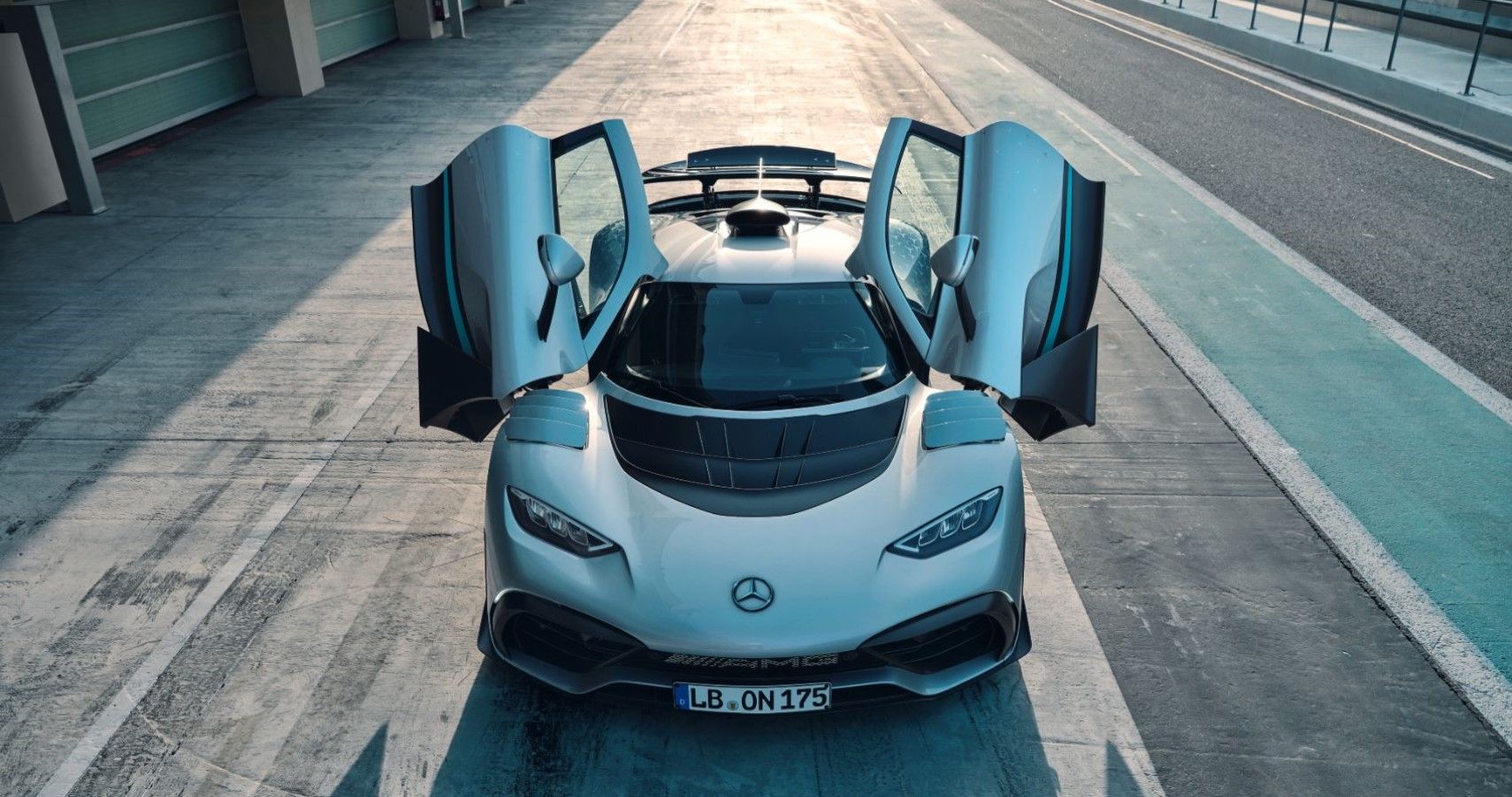 Mercedes-AMG One hd wallpaper view