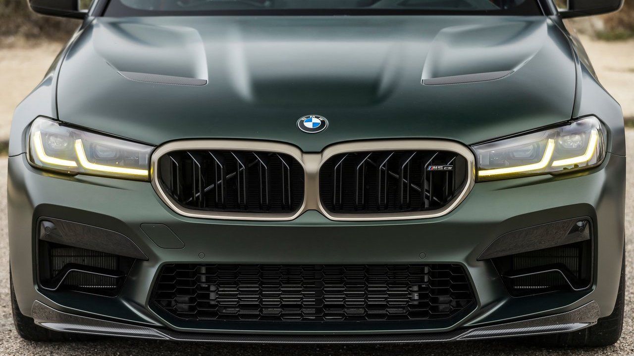 BMW-M5_CS-2022-Front