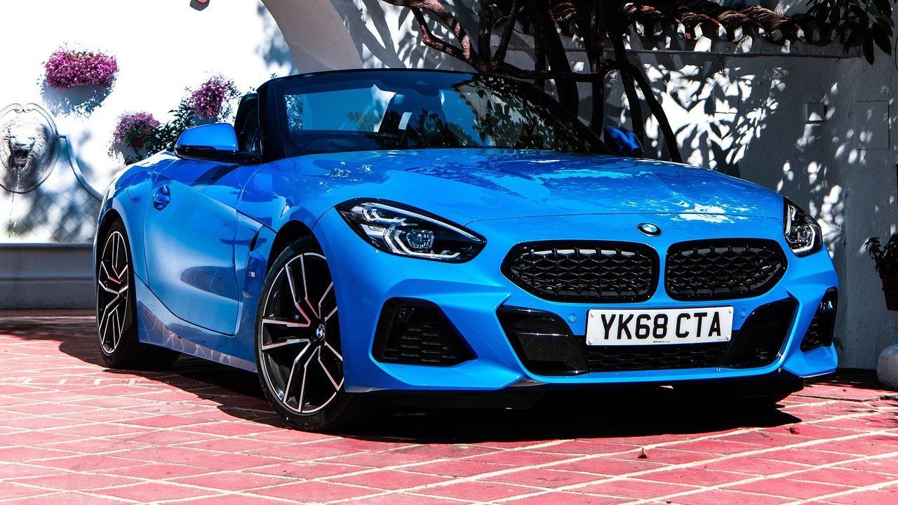 BMW-Z4_UK-Version-Front