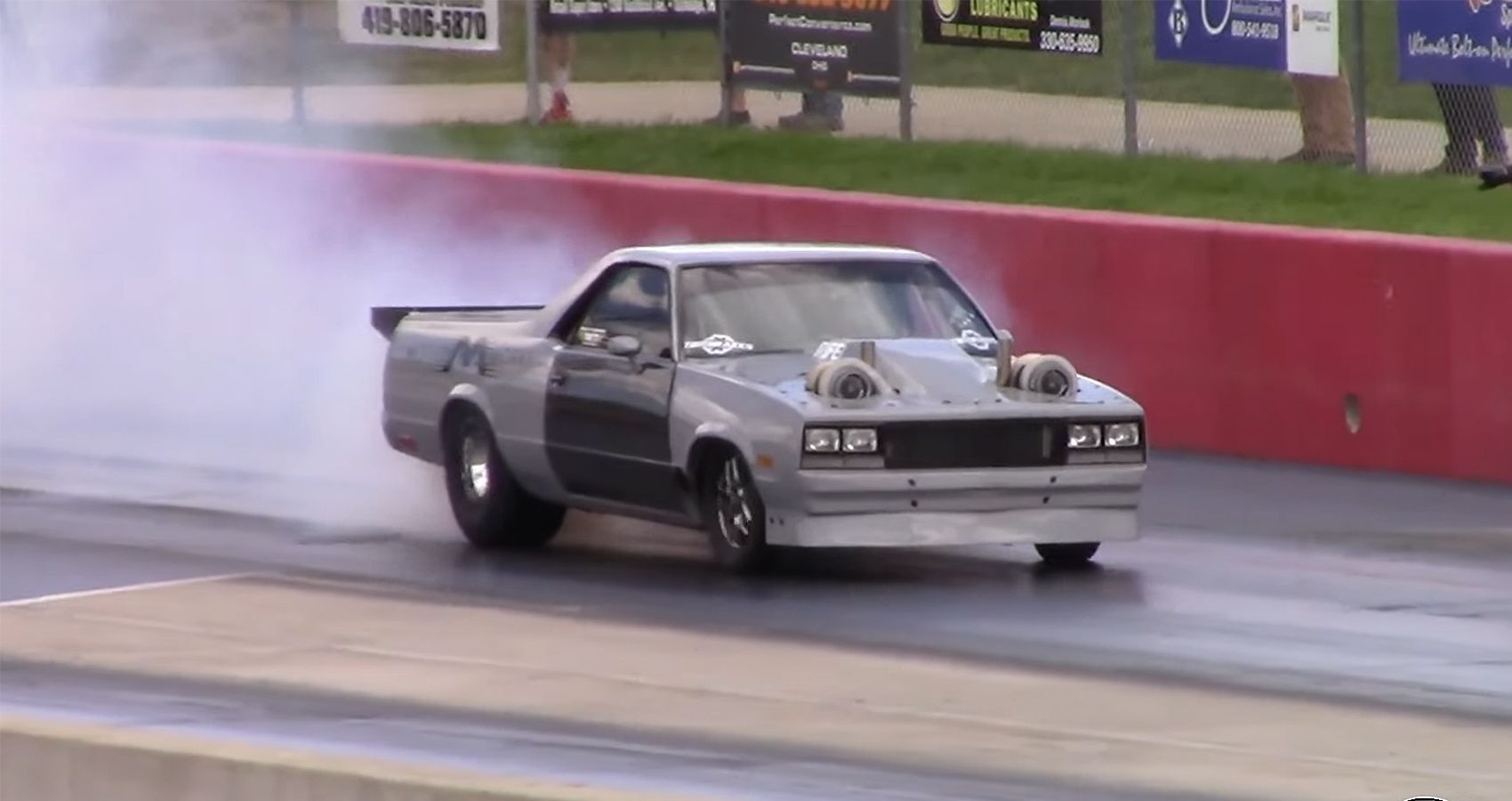 Cleetus McFarland's Awesome Chevy El Camino Aces Midwest Drags 2022