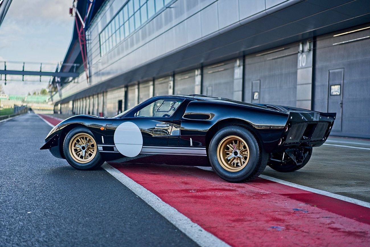 Ford GT40 Electric By Everrati Automotive - Side Rear  Angle