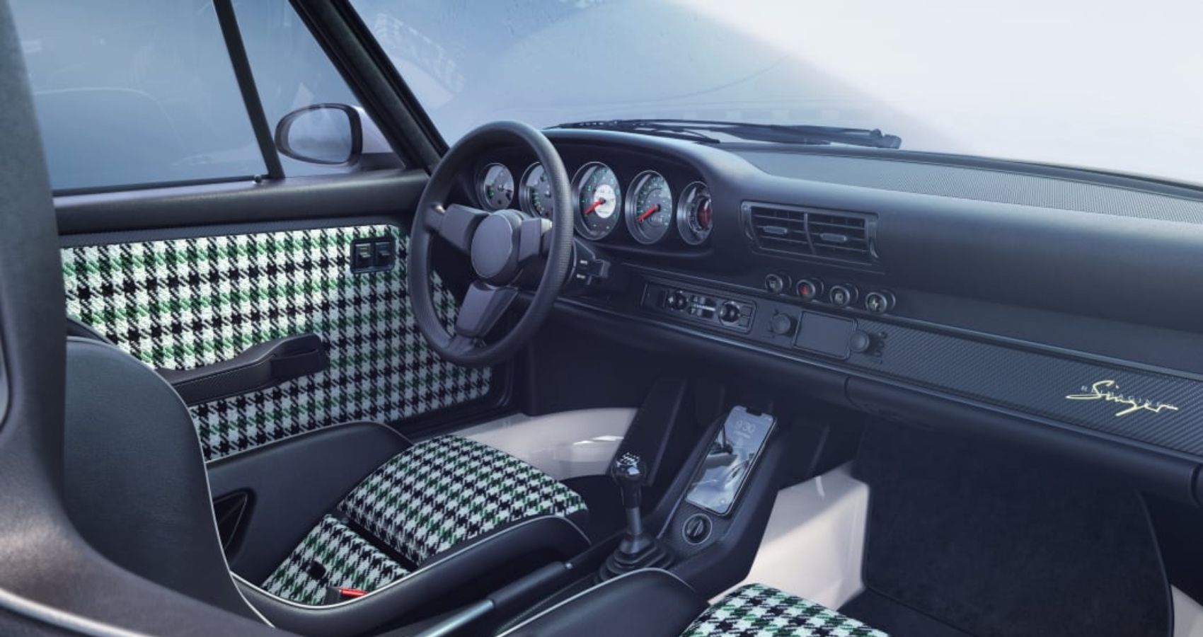 Singer 911 Turbo Study White Houndstooth Interior