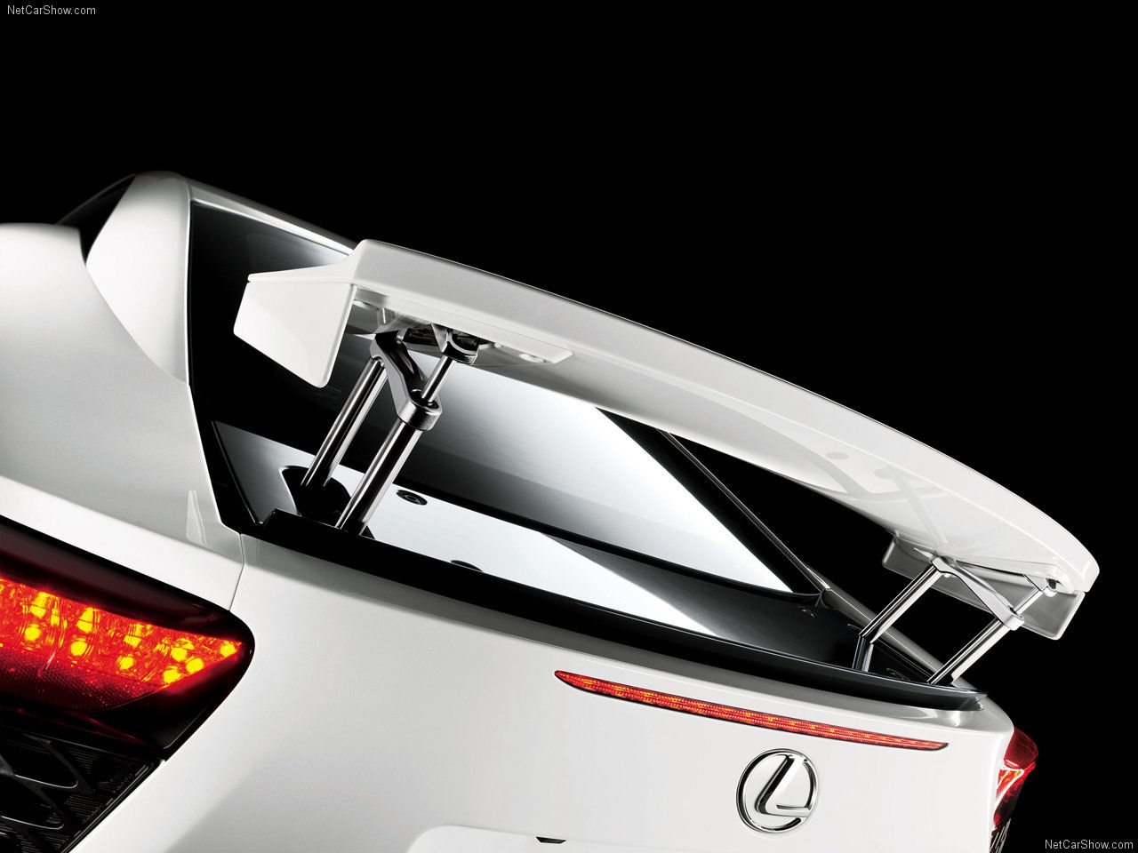 Lexus-LFA-2011