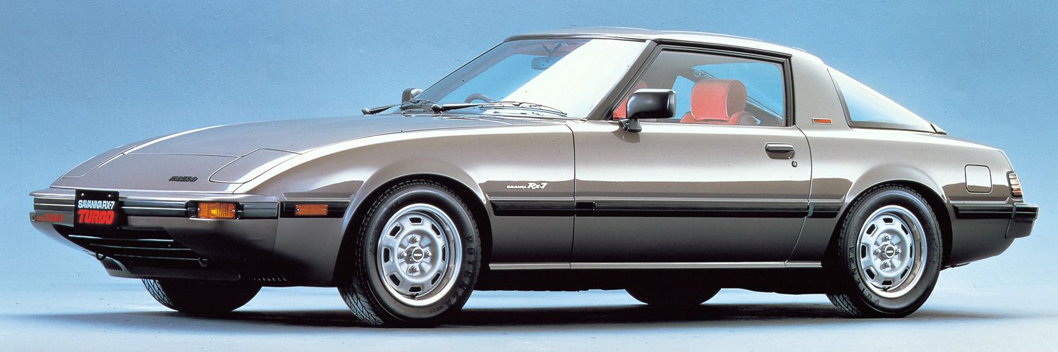 Mazda-Savanna-RX-7-Turbo Front Quarter View