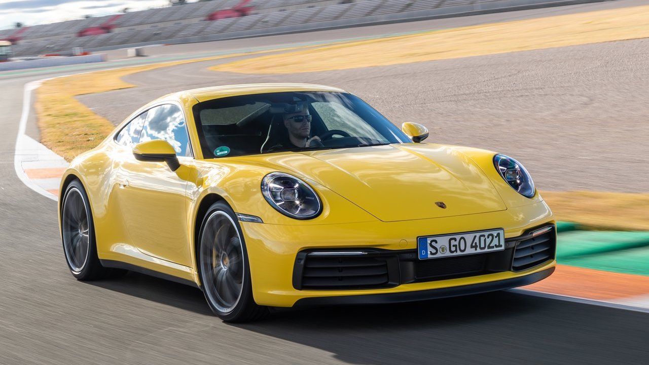 Porsche-911_Carrera_S-Yellow