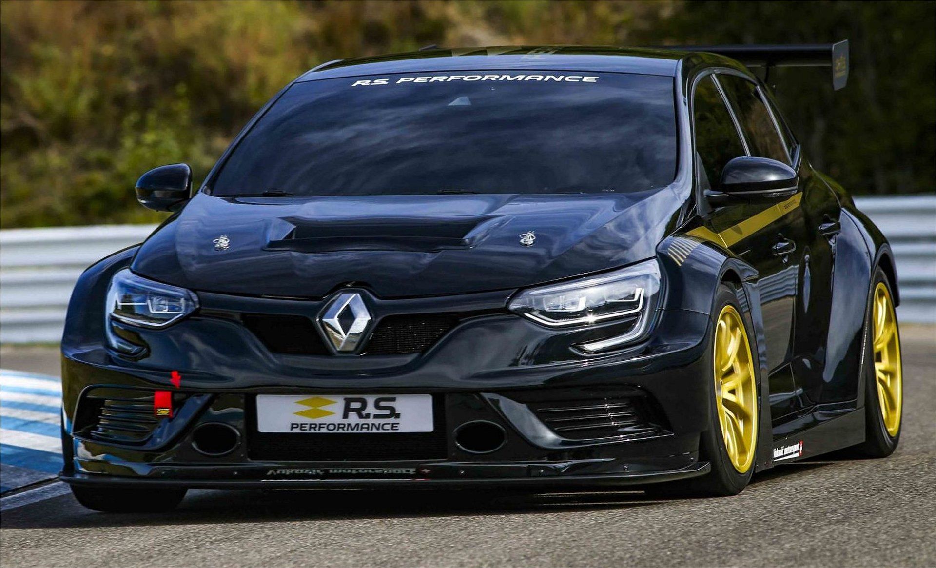 Renault-Megane-RS-TC4-sports-car-o04