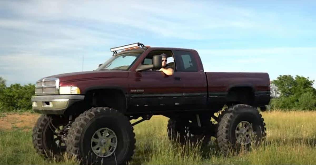 Street Speed 717 lifted 2001 Dodge Ram Side View