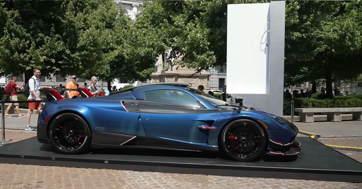 2018 Pagani Huayra Roadster Clad In Blue Carbon Is Just About Perfect