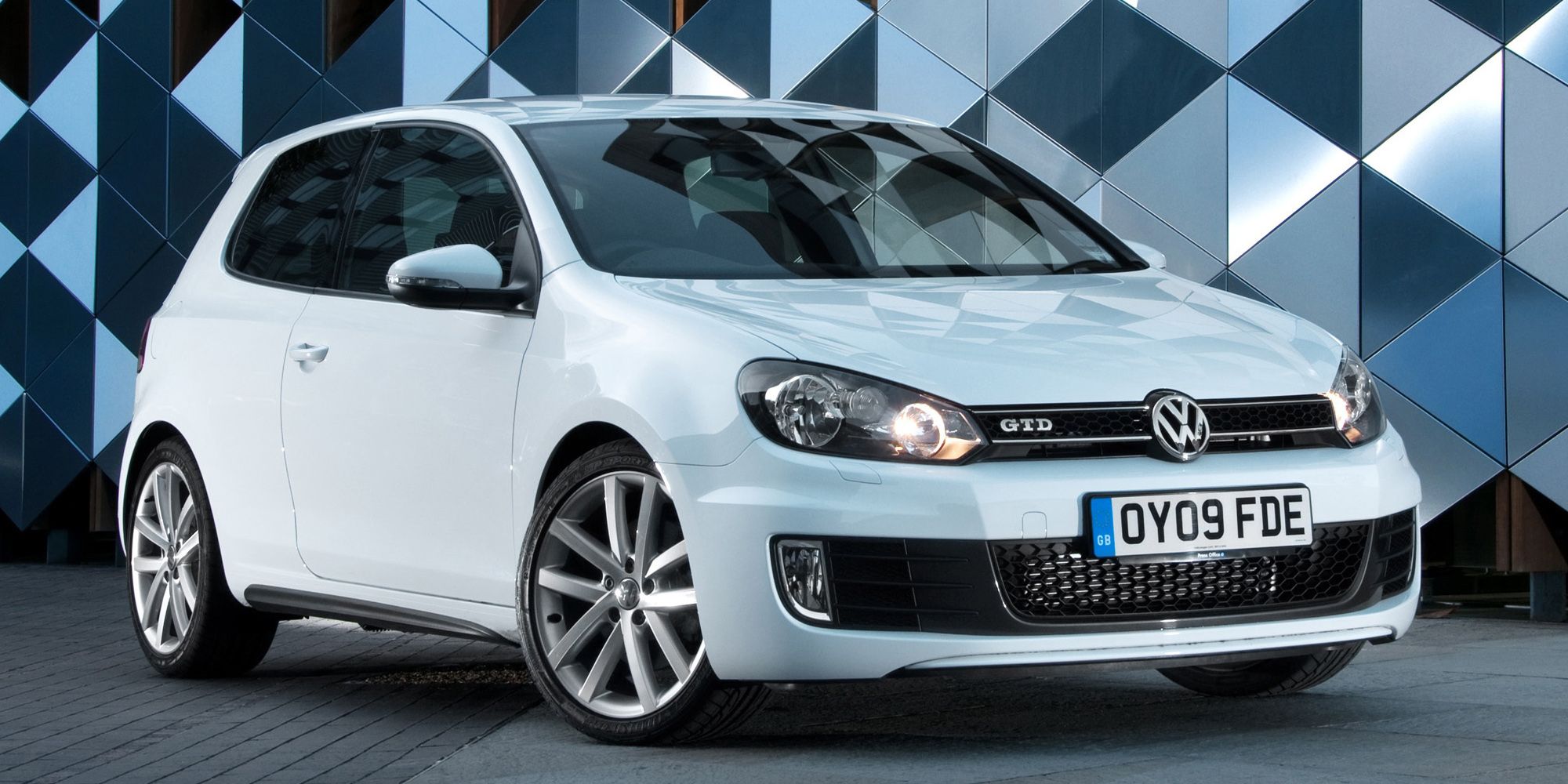 Front 3/4 view of a white Mk6 Golf GTD