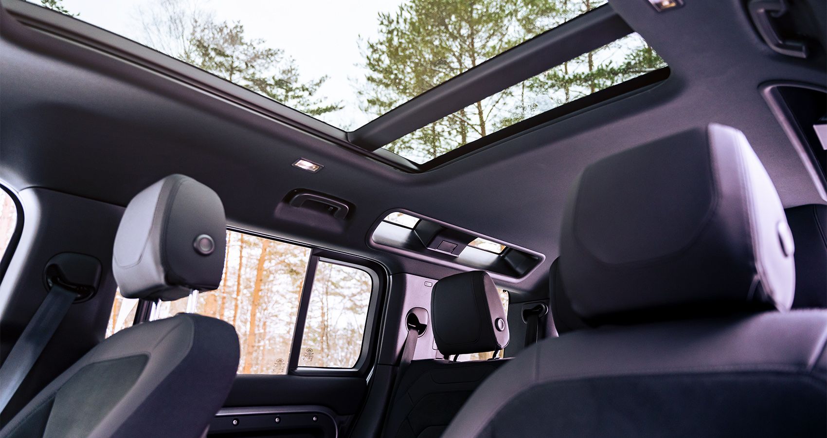 2021 Land Rover Defender 110 D300 interior
