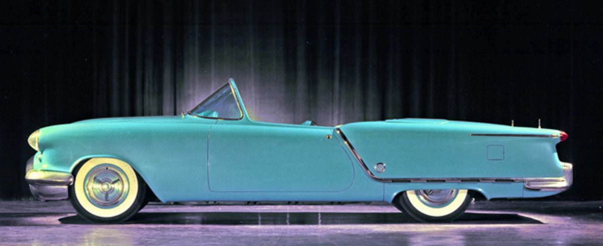 1953 Oldsmobile Starfire Motorama Concept Side View
