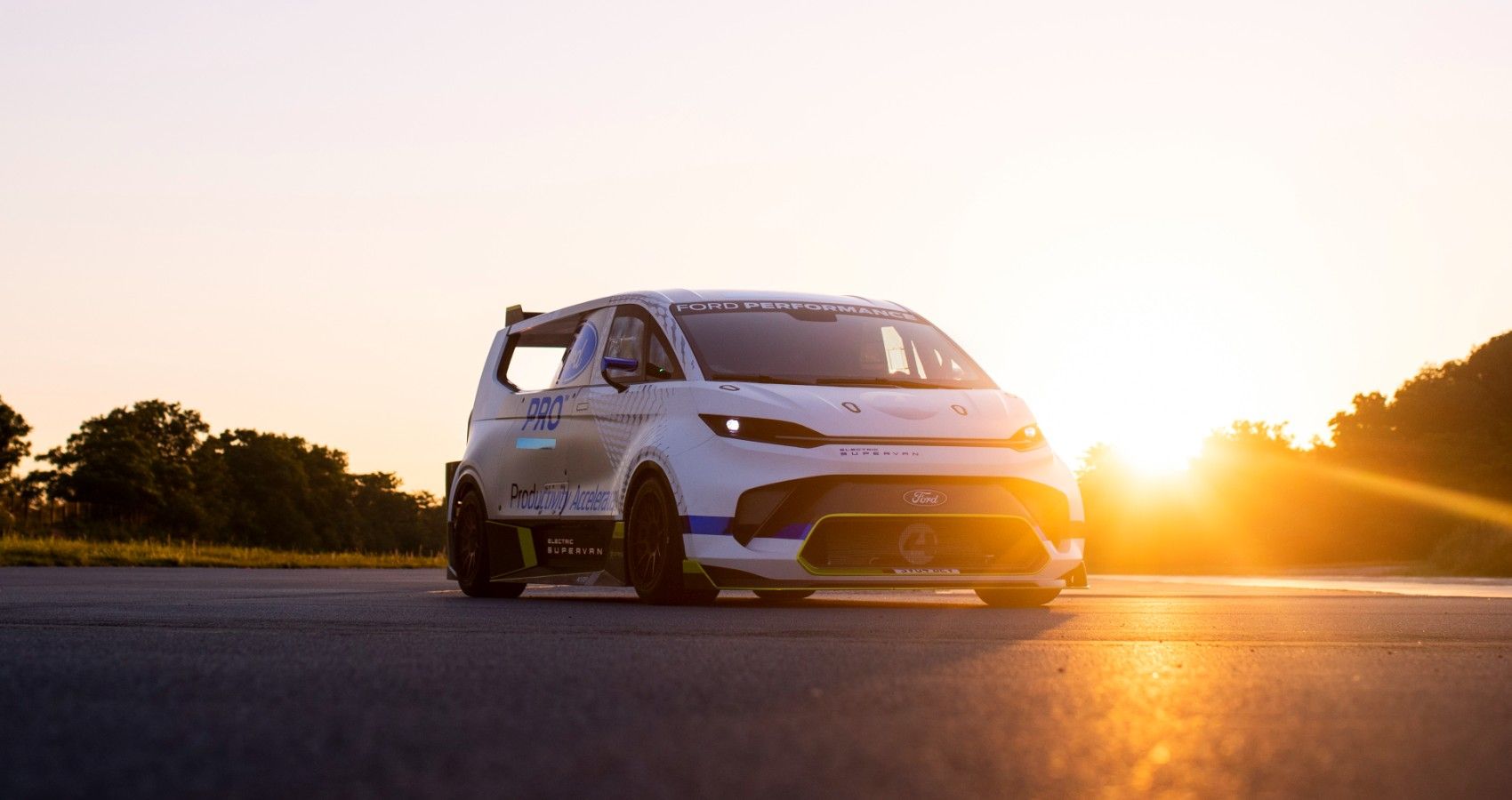 2022 Ford Pro Electric Supervan