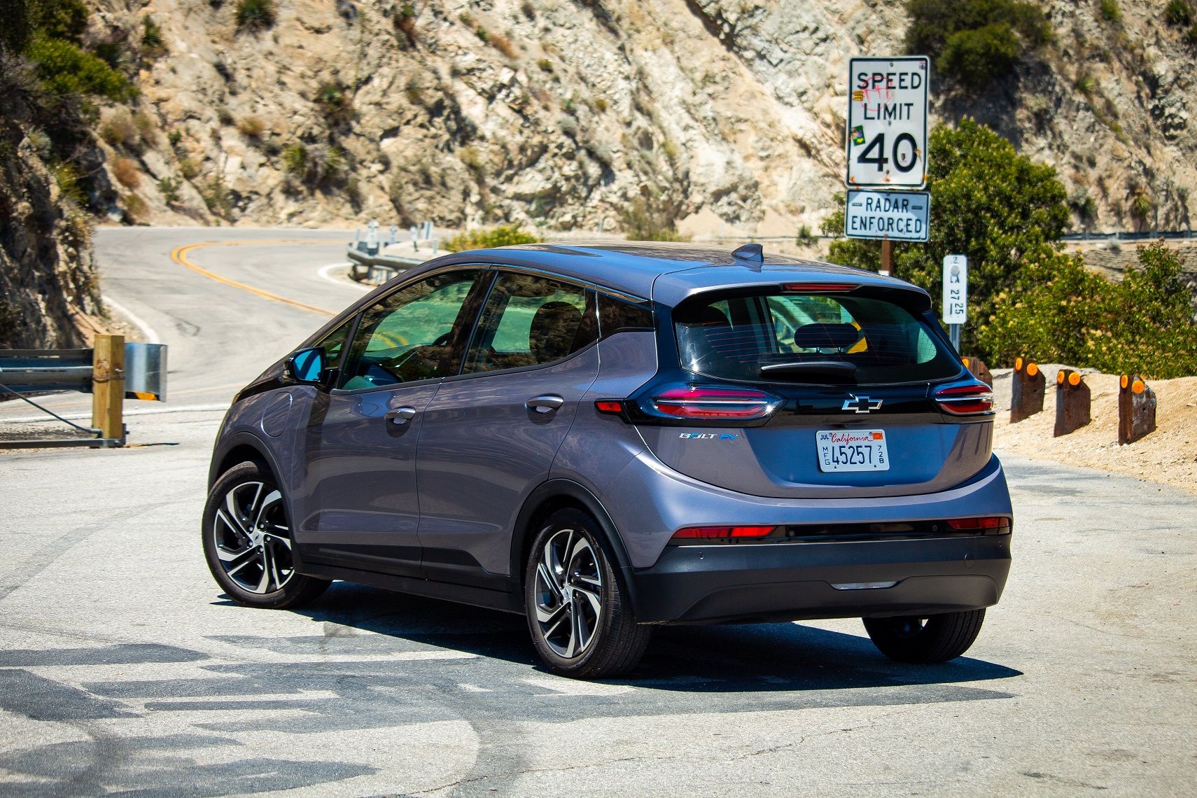 2022 Chevrolet Bolt EV Review: An Unparalleled Electric Car Bargain