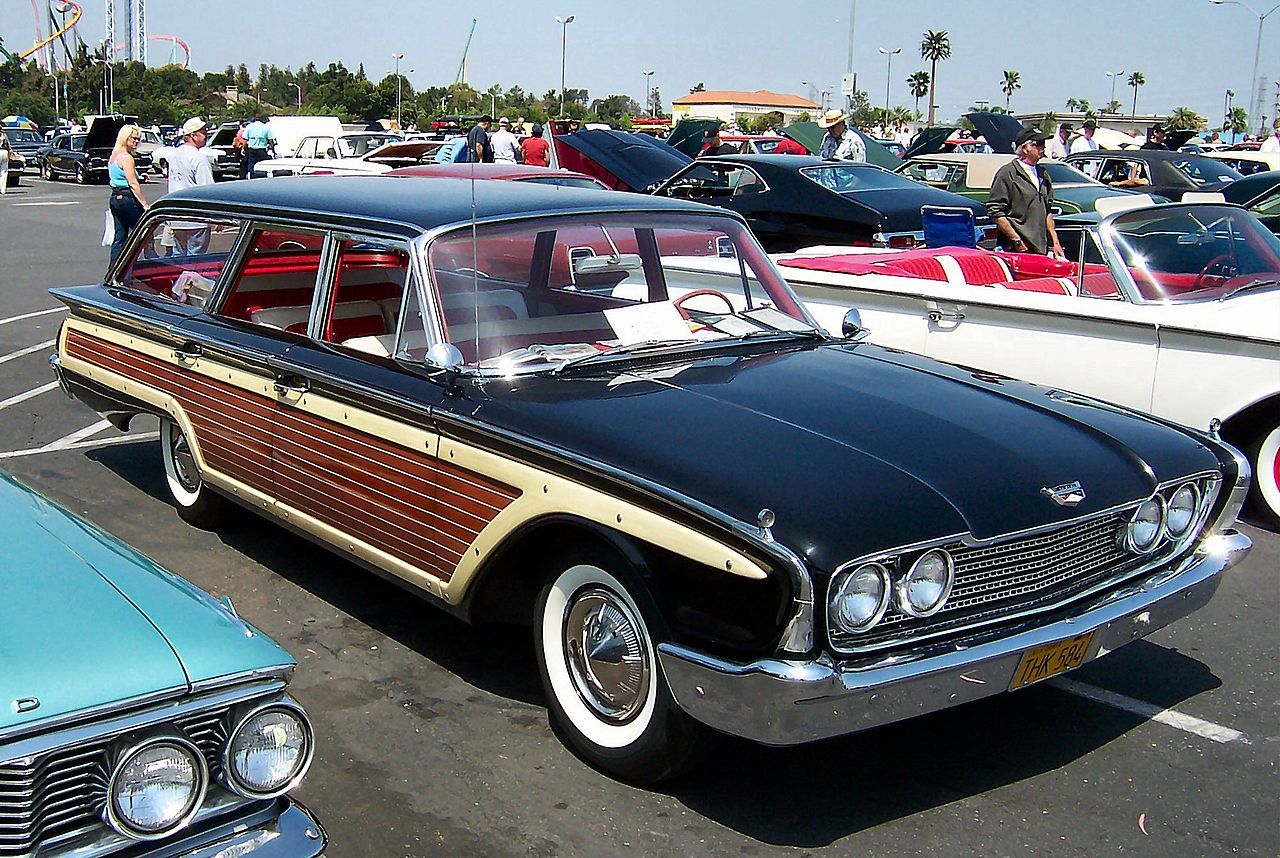 1960 Ford Country Squire