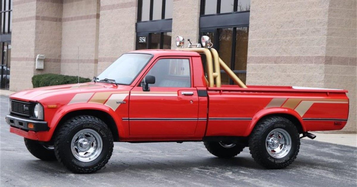 1979 Toyota Hilux side view