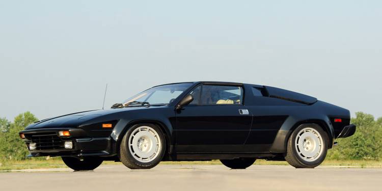 1988-Lamborghini-Jalpa-2-Cropped.jpg