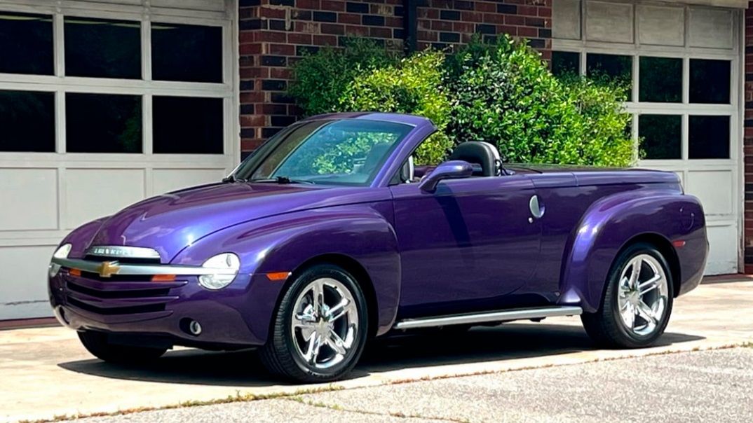 10 Things We Actually Like About The Chevrolet SSR