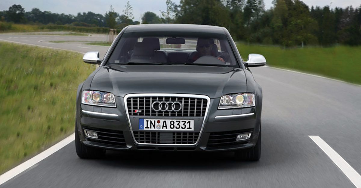 2008-Audi-S8-D3----Front