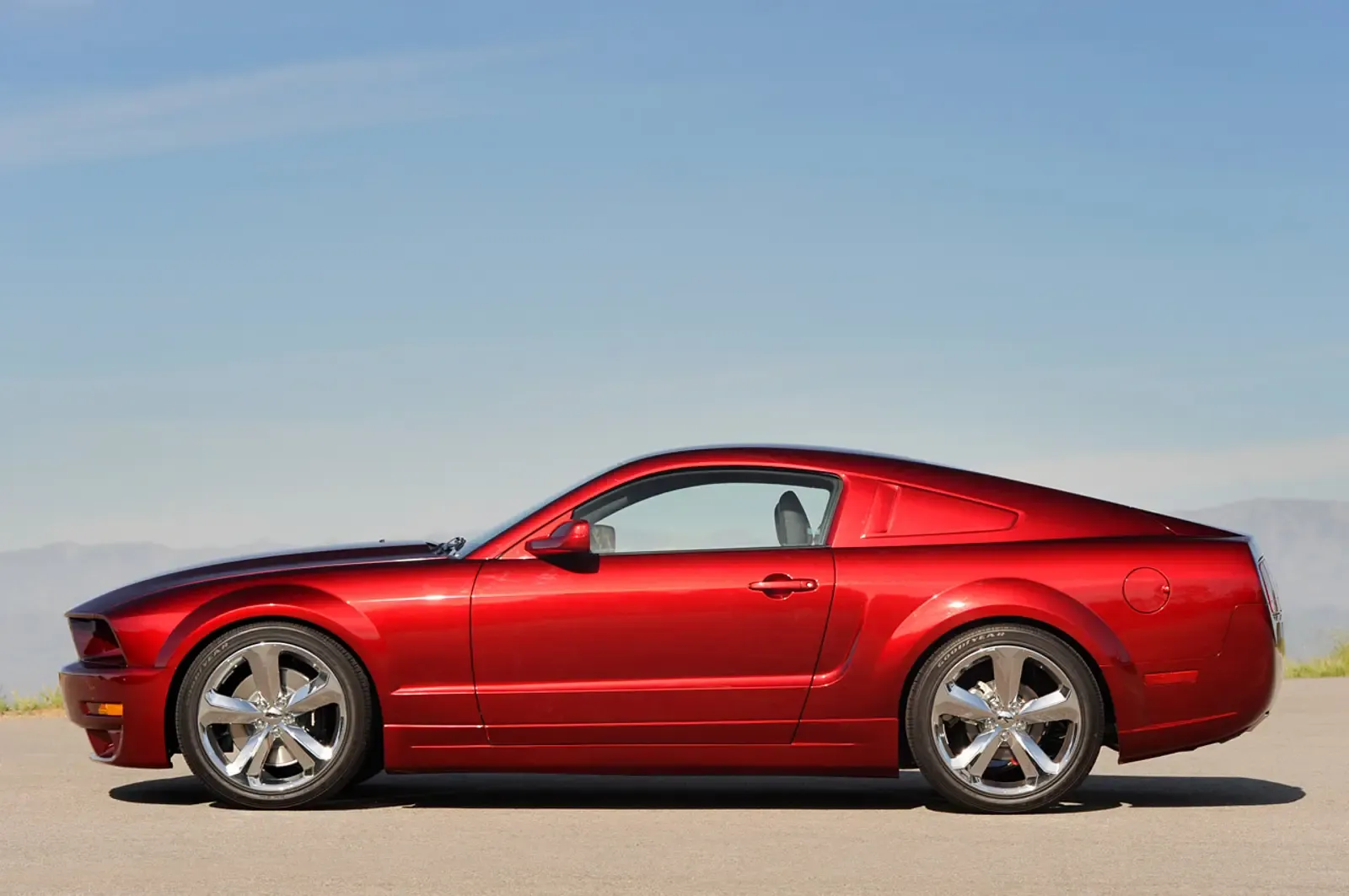 2009-ford-mustang-lee-iacocca