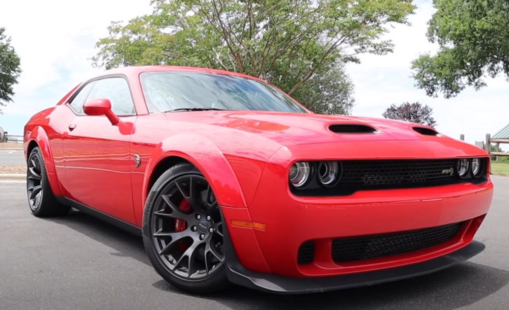 The TorRed exterior of a 2022 Dodge Challenger SRT Hellcat Redeye Widebody 002