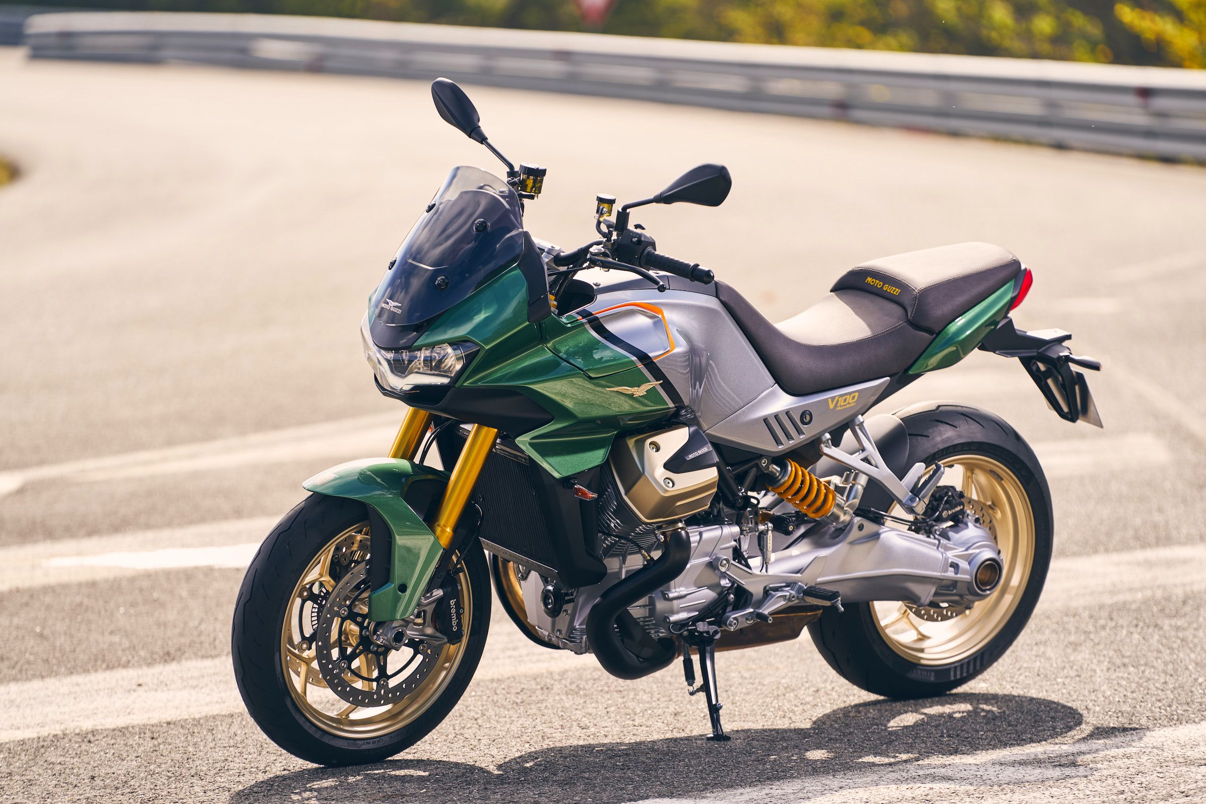 A Guide To Buying A The 2022 Moto Guzzi V100 Mandello
