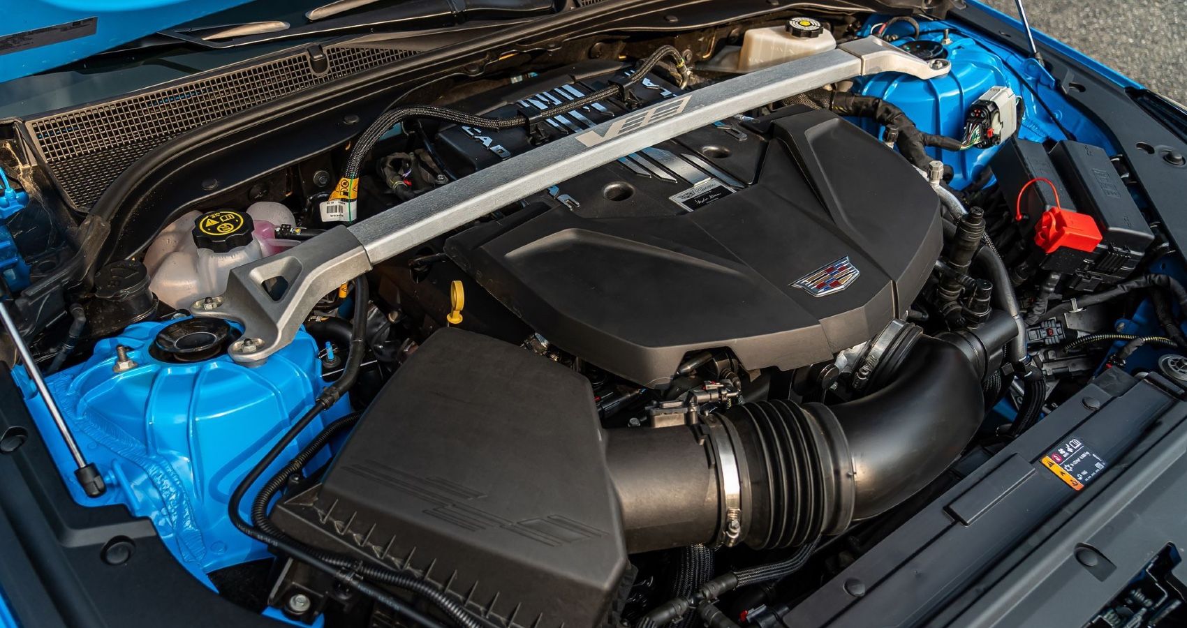 2022 Cadillac CT5-V Blackwing Blue V8 Engine