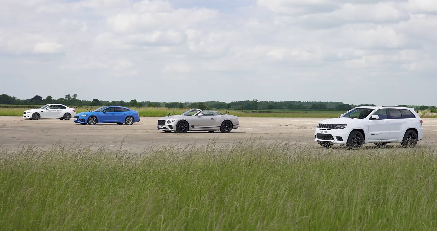 BMW M2 Vs Bentley GT Vs Jeep Trackhawk Vs Audi RS5 In An Epic Drag Race 