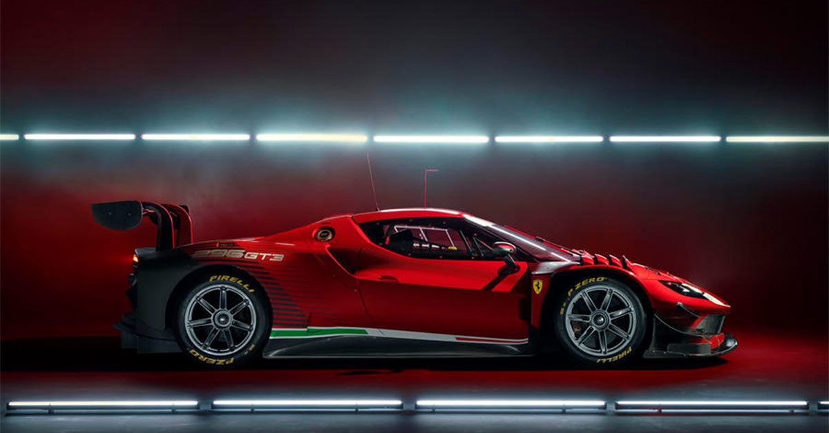 Ferrari-296-GT3-Racecar-(Red)---Side